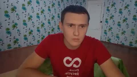 Snapshot of luxeboy_ chatting on 10-02-25, 12:12 Mike online show from 10-02-25, 12:12