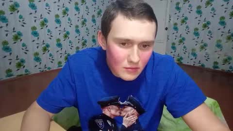 Snapshot of luxeboy_ chatting on 10-30-25, 07:14 Mike online show from 10-30-25, 07:14