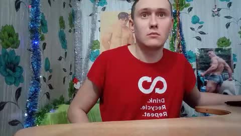 Snapshot of luxeboy_ chatting on 03-11-26, 09:54 Mike online show from 03-11-26, 09:54