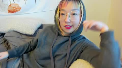 Snapshot of luxgray chatting on 01-30-25, 09:58 LuxGray online show from 01-30-25, 09:58