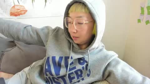 LuxGray online show from 04-10-26, 07:07