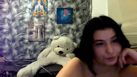 Stefany online show from 02-19-25, 11:25