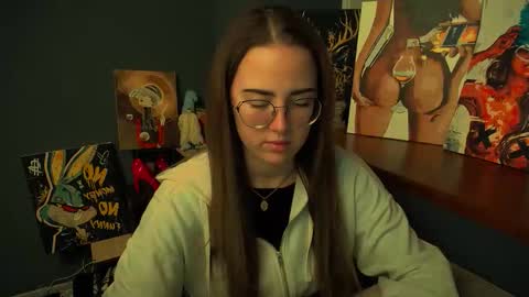 Katie online show from 02-24-26, 01:31