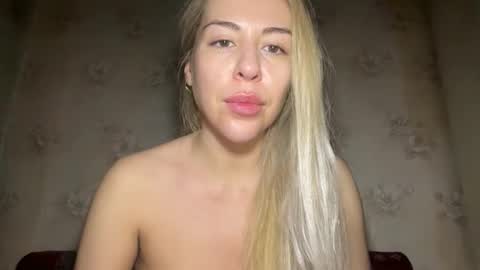 LuxSonyaStar online show from 12-13-25, 09:31