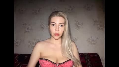LuxSonyaStar online show from 05-31-26, 08:21
