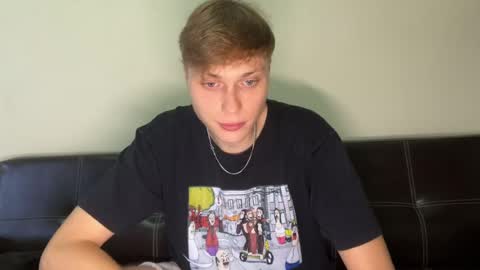 luxury_bob online show from 04-22-26, 12:13