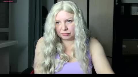 Luxury White online show from 03-05-25, 05:29
