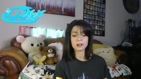 Snapshot of luxxxthefox chatting on 09-28-25, 12:49 LuxxxTheFox online show from 09-28-25, 12:49