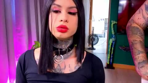 Lucy and Kristhy online show from 09-11-25, 02:50