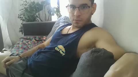 Snapshot of luzardol chatting on 03-09-25, 04:00 luzardol online show from 03-09-25, 04:00