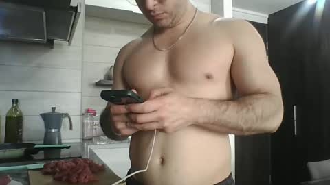 Snapshot of luzardol chatting on 10-04-25, 05:44 luzardol online show from 10-04-25, 05:44