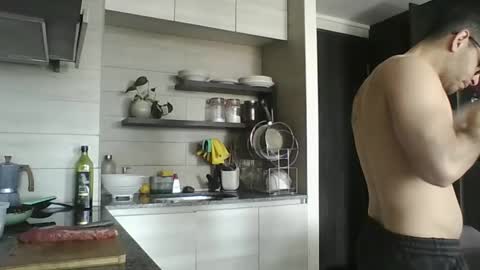 Snapshot of luzardol chatting on 10-19-25, 05:35 luzardol online show from 10-19-25, 05:35