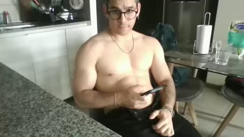 Snapshot of luzardol chatting on 11-20-25, 09:36 luzardol online show from 11-20-25, 09:36