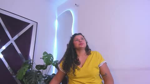 luzenaasm online show from 11-09-25, 04:22