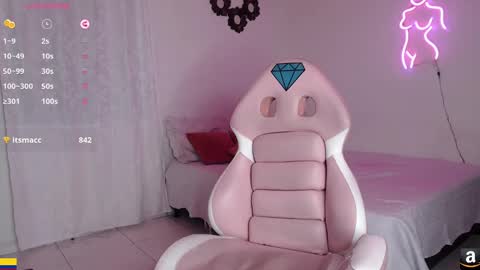 Snapshot of luzesmeraldaw chatting on 02-12-25, 03:49 luz online 9pm hora colombia online show from 02-12-25, 03:49