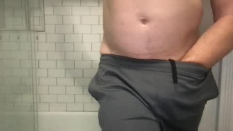 lvguynextdoor440656 online show from 06-23-26, 11:47