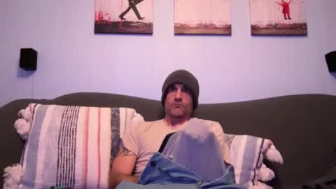 Snapshot of lxplaya81 chatting on 10-31-25, 04:02 lxplaya81 online show from 10-31-25, 04:02