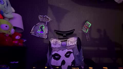 lxrdhxkvgemvsterjuice online show from 05-17-26, 04:58