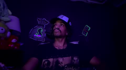 lxrdhxkvgemvsterjuice online show from 05-18-26, 10:37