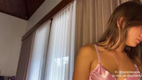 lxsundolyxl_ online show from 05-07-26, 03:01
