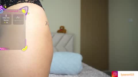 lya_aron_couple online show from 09-27-25, 07:08