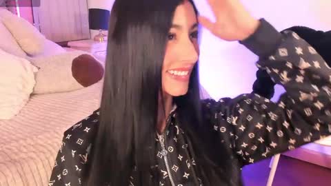 lya_brown online show from 06-04-26, 11:05