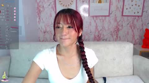 Call me Lia  online show from 12-31-24, 11:42