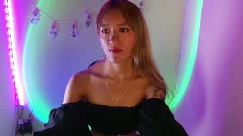 Call me Lia  online show from 01-05-26, 09:40