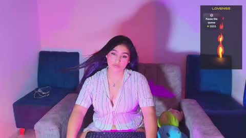 LYA DUBOIS  online show from 03-20-26, 06:46