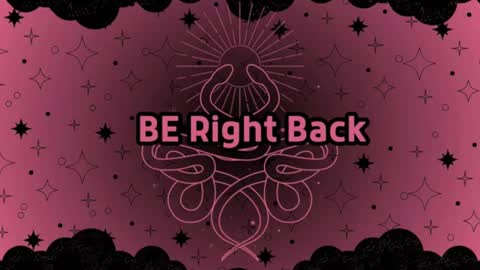 Snapshot of lyaa_collins_ chatting on 01-13-25, 01:17 Lya online show from 01-13-25, 01:17
