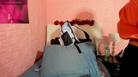 Lya   online show from 01-18-26, 12:09