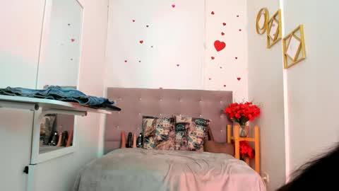 LyaBloom online show from 05-06-26, 10:42