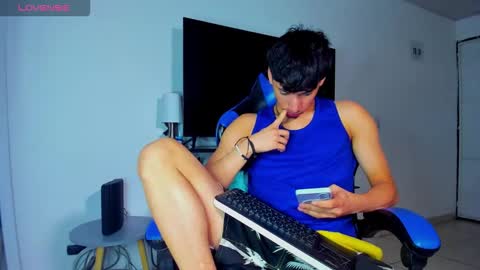Lyam online show from 05-05-26, 05:37