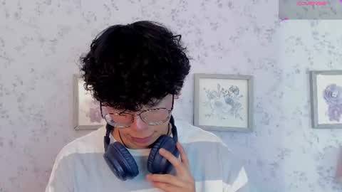 Lyan online show from 06-13-26, 07:45