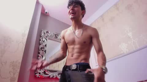 Lyan online show from 02-08-26, 02:04