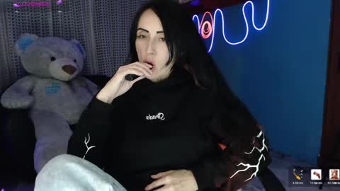 Snapshot of lyann_ chatting on 05-26-26, 06:09 Lyann online show from 05-26-26, 06:09