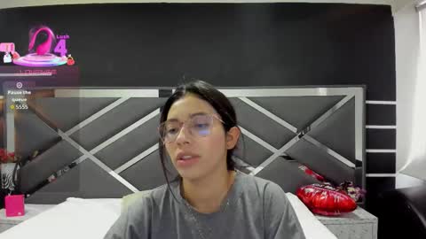 LYA SCOTT online show from 09-19-25, 11:33