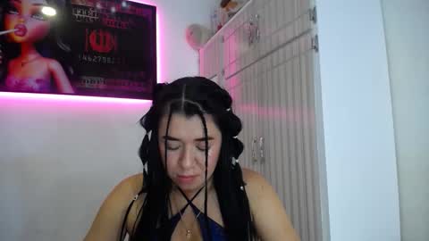 Snapshot of lyda20 chatting on 10-01-25, 01:33 lyda online show from 10-01-25, 01:33