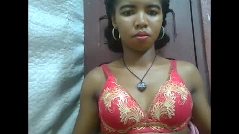 Lydiah online show from 02-19-25, 05:49