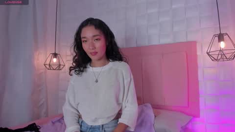 Lyhana Lee online show from 01-20-25, 07:25