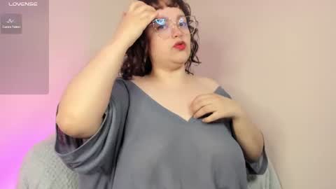 Snapshot of lylah_brost chatting on 06-30-26, 04:24 lylah online show from 06-30-26, 04:24
