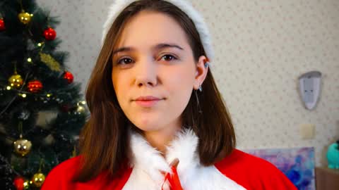 Snapshot of lyle_art chatting on 12-30-24, 01:15 hi im Lyle online show from 12-30-24, 01:15