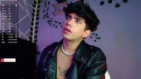 Lyle Bennett Freelance Model online show from 12-02-24, 01:46