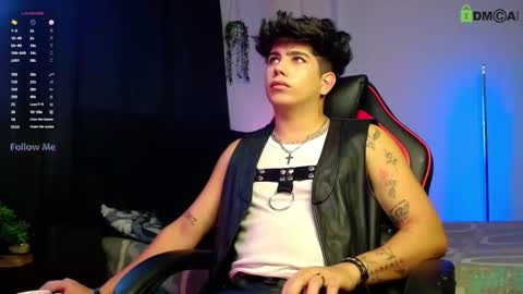 Lyle Bennett Freelance Model online show from 11-05-25, 11:54