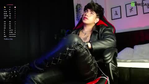 Lyle Bennett Freelance Model online show from 03-07-26, 12:02