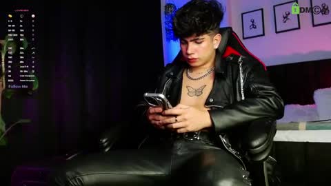 Snapshot of lylebennett_ chatting on 03-15-26, 12:00 Lyle Bennett Freelance Model online show from 03-15-26, 12:00