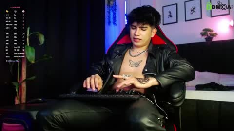 Snapshot of lylebennett_ chatting on 04-09-26, 03:50 Lyle Bennett Freelance Model online show from 04-09-26, 03:50