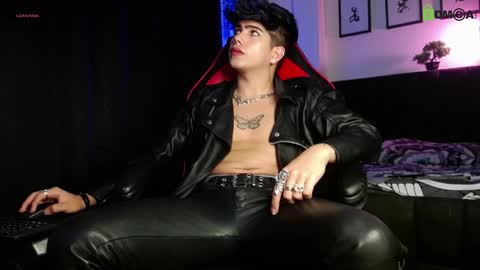 Snapshot of lylebennett_ chatting on 04-16-26, 11:55 Lyle Bennett Freelance Model online show from 04-16-26, 11:55