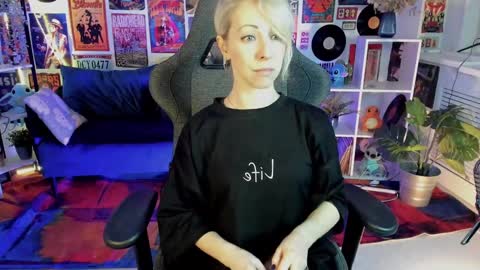 Snapshot of lylithskye chatting on 01-15-25, 10:38 Lylith Skye NO NUDE model online show from 01-15-25, 10:38