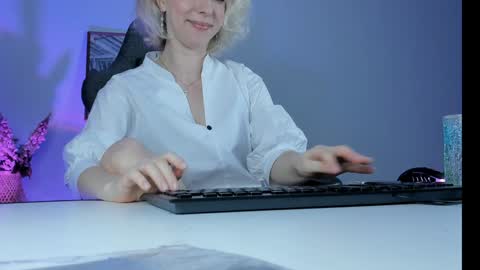 Snapshot of lylithskye chatting on 02-01-25, 05:58 Lylith Skye NO NUDE model online show from 02-01-25, 05:58